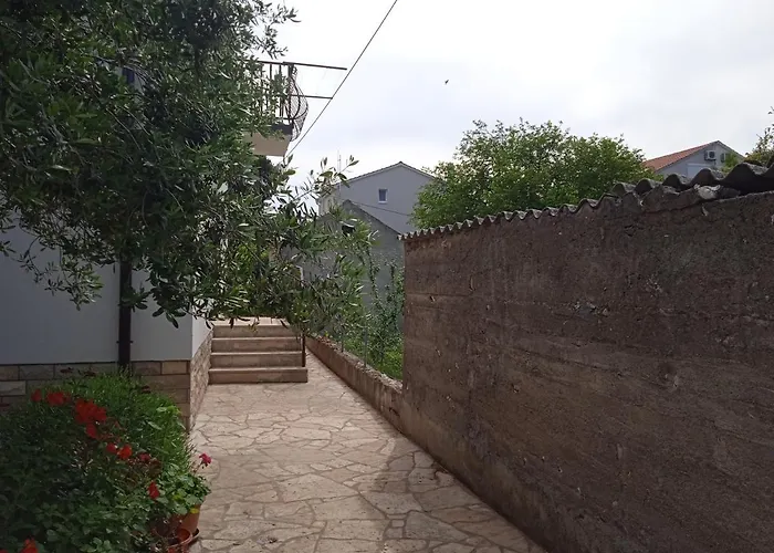Apartments With Parking Space Biograd Na Moru - 15661 *