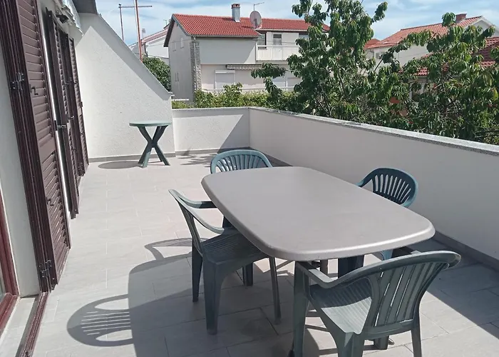 Apartments With Parking Space Biograd Na Moru - 15661 Apartmán